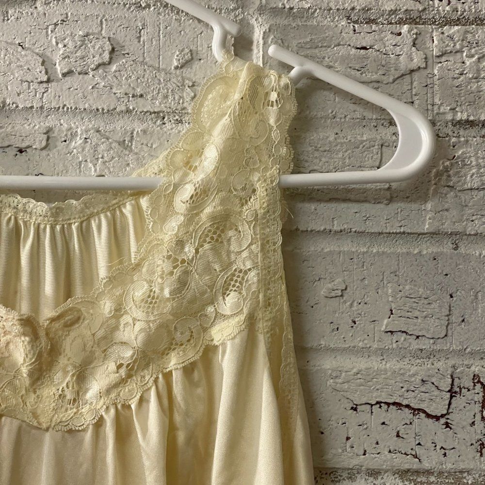 Vintage Yellow Shadowline Maxi Lace Nightgown Slip Small - Picture 3 of 10